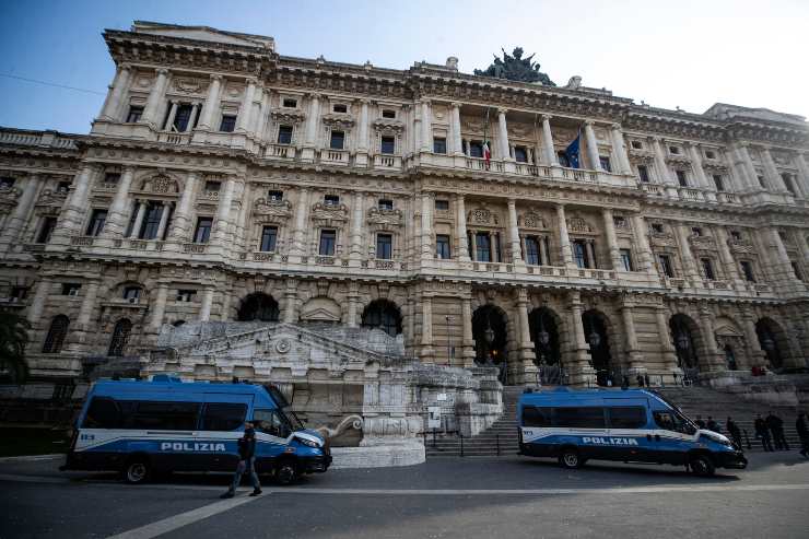 Assegno di mantenimento ed aiuti dei familiari: attenzione alla novità e non puoi difenderti